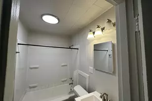 919 S Clements St, Gainesville, TX 76240 - Photo 9