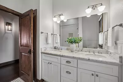 336 S Edgefield Avenue, Dallas, TX 75208 - Photo 17