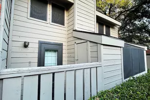 9600 Royal Ln, Dallas, TX 75243 - Photo 19