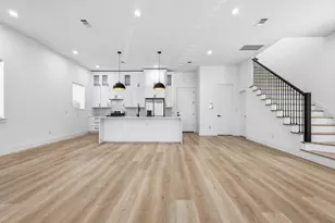 324 N Patton Ave, Dallas, TX 75203 - Photo 9