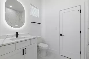 324 N Patton Ave, Dallas, TX 75203 - Photo 21