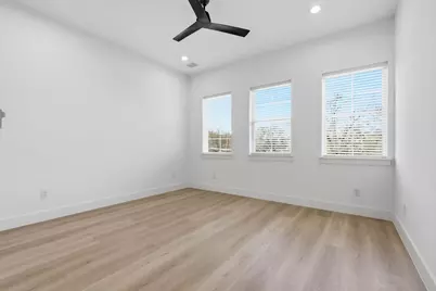 324 N Patton Avenue, Dallas, TX 75203 - Photo 19