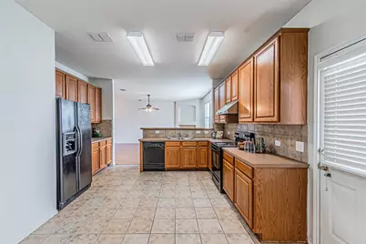 7804 Hidden Path Lane, Denton, TX 76210 - Photo 13