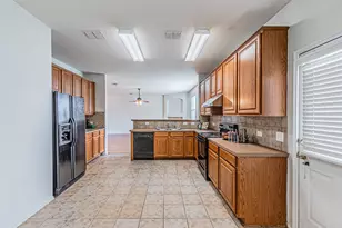 7804 Hidden Path Ln, Denton, TX 76210 - Photo 13