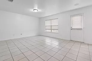 600 Noble Grove Ln, Fort Worth, TX 76140 - Photo 31