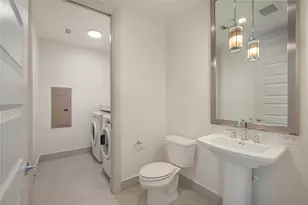 2323 N Akard St, Dallas, TX 75204 - Photo 17