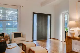 830 N Clinton Ave, Dallas, TX 75208 - Photo 5