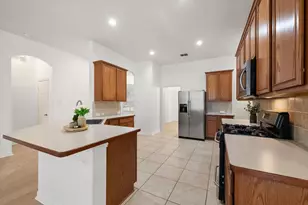 1020 Fair Oaks Dr, Grand Prairie, TX 75052 - Photo 25