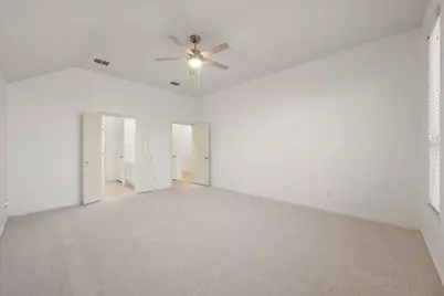 1020 Fair Oaks Drive, Grand Prairie, TX 75052 - Photo 15