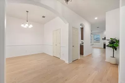 1020 Fair Oaks Drive, Grand Prairie, TX 75052 - Photo 13