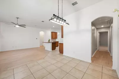 1020 Fair Oaks Drive, Grand Prairie, TX 75052 - Photo 31