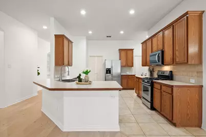 1020 Fair Oaks Drive, Grand Prairie, TX 75052 - Photo 23