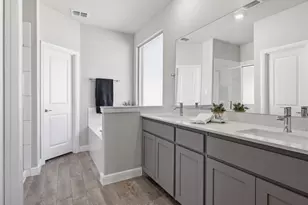 16032 Farringdon Way, Fort Worth, TX 76247 - Photo 17