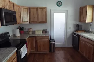 721 Midway Rd, Tool, TX 75143 - Photo 13