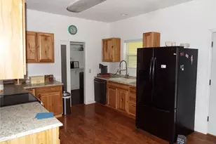 721 Midway Rd, Tool, TX 75143 - Photo 17