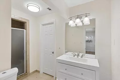 568 Cooper Street, Grand Prairie, TX 75052 - Photo 19