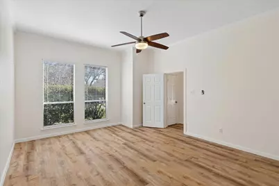 568 Cooper Street, Grand Prairie, TX 75052 - Photo 15