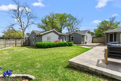1403 S Robertson Avenue, Tyler, TX 75701 - Photo 11