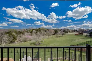 303 Fountain Creek Ct, Ovilla, TX 75154 - Photo 25