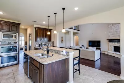 303 Fountain Creek Court, Ovilla, TX 75154 - Photo 11