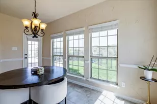 303 Fountain Creek Ct, Ovilla, TX 75154 - Photo 13