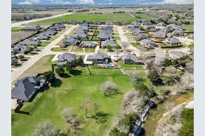 303 Fountain Creek Court, Ovilla, TX 75154 - Photo 35