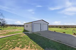 1006 High Pt Dr, Mineral Wells, TX 76067 - Photo 7