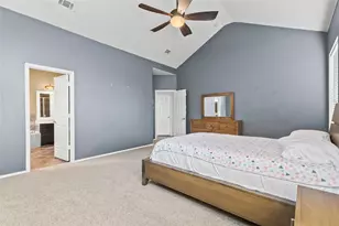 824 Peach Ln, Burleson, TX 76028 - Photo 21