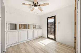 438 Arborview Dr, Garland, TX 75043 - Photo 9