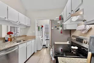 5981 Arapaho Rd, Dallas, TX 75248 - Photo 15