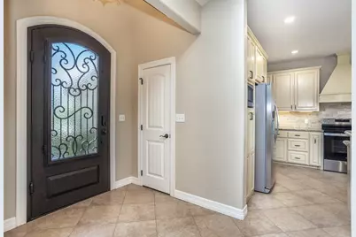 700 Mary Lee Lane, Collinsville, TX 76233 - Photo 3