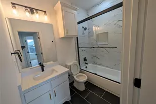 1890 Johnson St, Greenville, TX 75401 - Photo 15