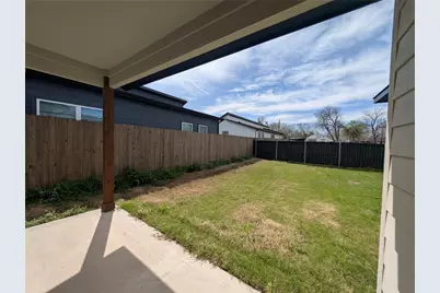 1890 Johnson Street, Greenville, TX 75401 - Photo 19