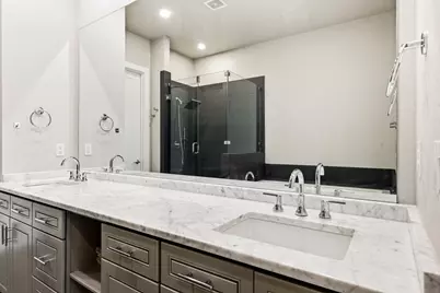 3816 Roseland Avenue #B100, Dallas, TX 75204 - Photo 15