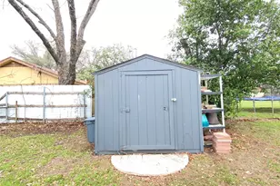 145 Gordon Dr, Azle, TX 76020 - Photo 25