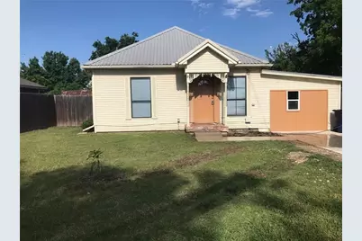 105 S 3rd Street, Sanger, TX 76266 - Photo 1