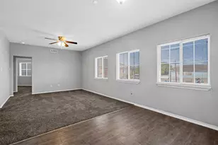 609 Meadow View Ct, Denton, TX 76207 - Photo 5