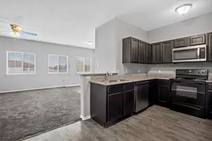 609 Meadow View Ct, Denton, TX 76207 - Photo 3