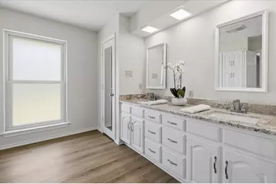 3613 Harber Drive, Bedford, TX 76021 - Photo 25