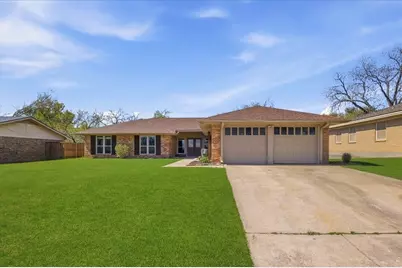 3613 Harber Drive, Bedford, TX 76021 - Photo 3