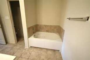 201 Plantation Dr, Waxahachie, TX 75165 - Photo 21