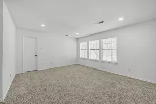 200 Eagle Ct, Bedford, TX 76021 - Photo 25