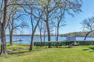 258 Pilot Point St, Alvarado, TX 76009 - Photo 31