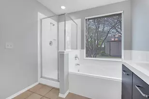 818 Cascade Dr, Glenn Heights, TX 75154 - Photo 13