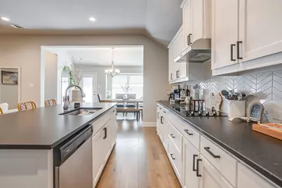 709 Waterford Way, Joshua, TX 76058 - Photo 13