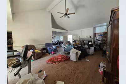 921 Meadowdale Road, Arlington, TX 76017 - Photo 11