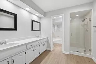 4008 Windy Crest Dr, Carrollton, TX 75007 - Photo 9