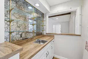 4008 Windy Crest Dr, Carrollton, TX 75007 - Photo 5