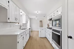 4008 Windy Crest Dr, Carrollton, TX 75007 - Photo 3