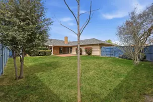 4008 Windy Crest Dr, Carrollton, TX 75007 - Photo 11